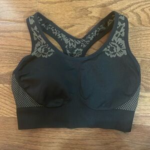 Soma Sport Seamless Keyhole Racerback